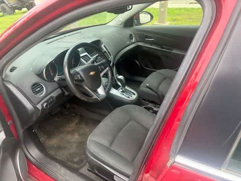 Used 2012 Chevrolet Cruze LT FWD image 11
