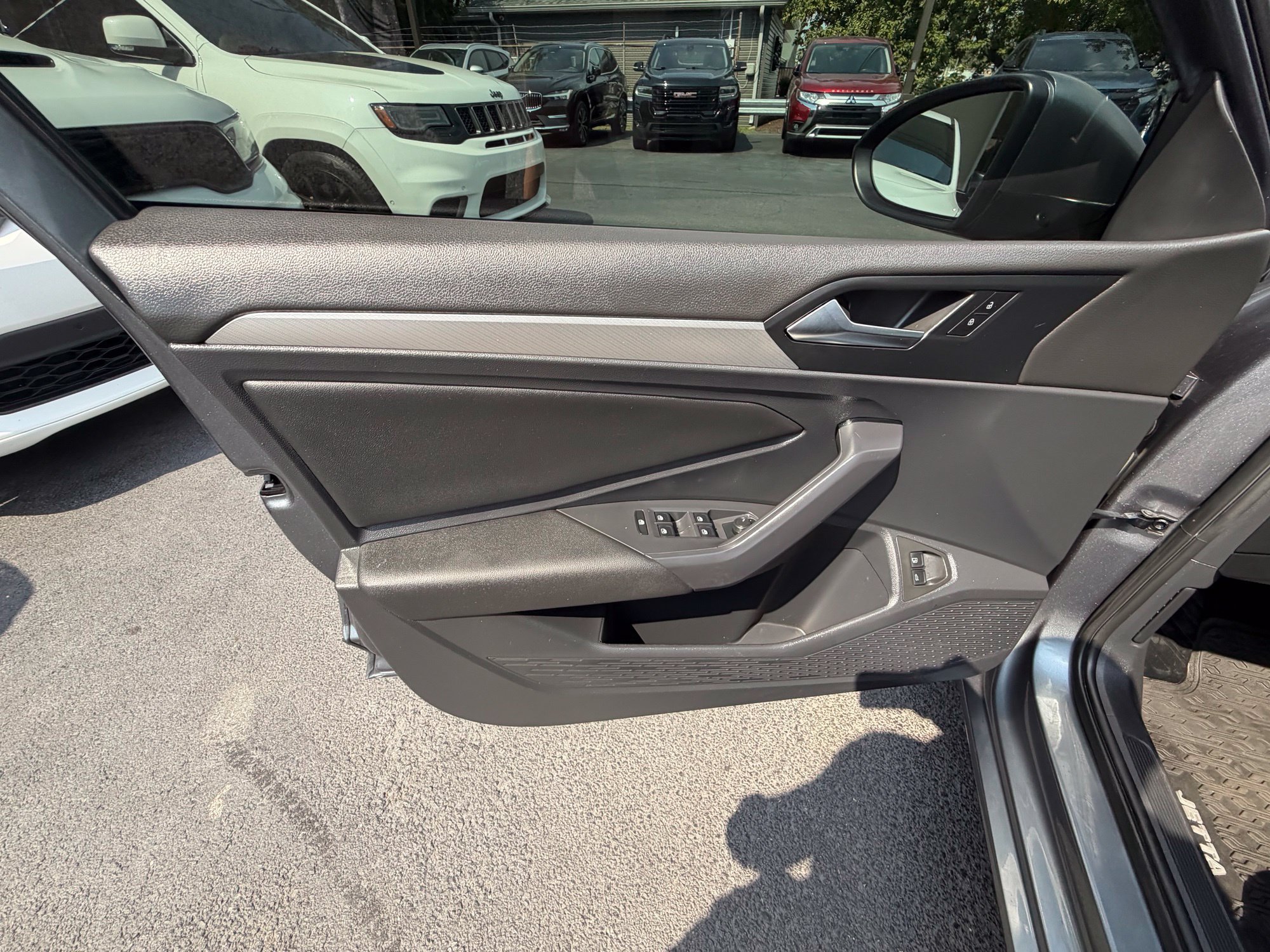 Used 2020 Volkswagen Jetta S FWD image 14