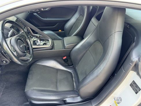 Used 2017 Jaguar F-TYPE Coupe RWD image 7