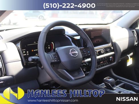 New 2026 Nissan Pathfinder SL FWD image 12