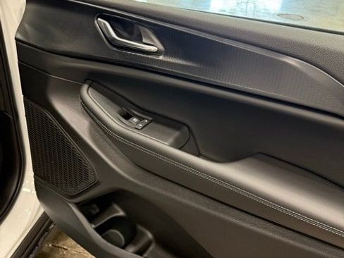 New 2025 Jeep Grand Cherokee L Laredo w/ Trailer Tow Package image 22