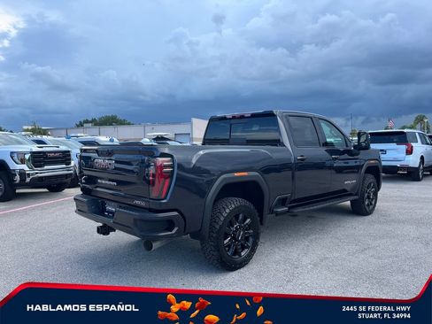 New 2026 GMC Sierra 2500 AT4 w/ AT4 Premium Plus Package AWD/4WD image 7