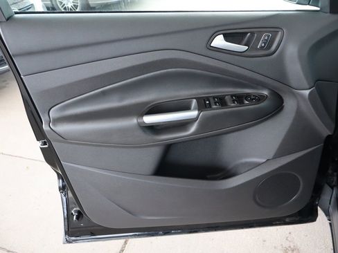 Used 2016 Ford Escape SE w/ SE Cold Weather Package image 24