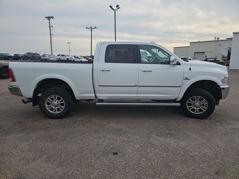 Used 2015 RAM 2500 Laramie w/ Cold Weather Group AWD/4WD image 6
