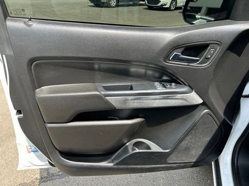 Used 2021 Chevrolet Colorado LT w/ Fleet Safety Package AWD/4WD image 11