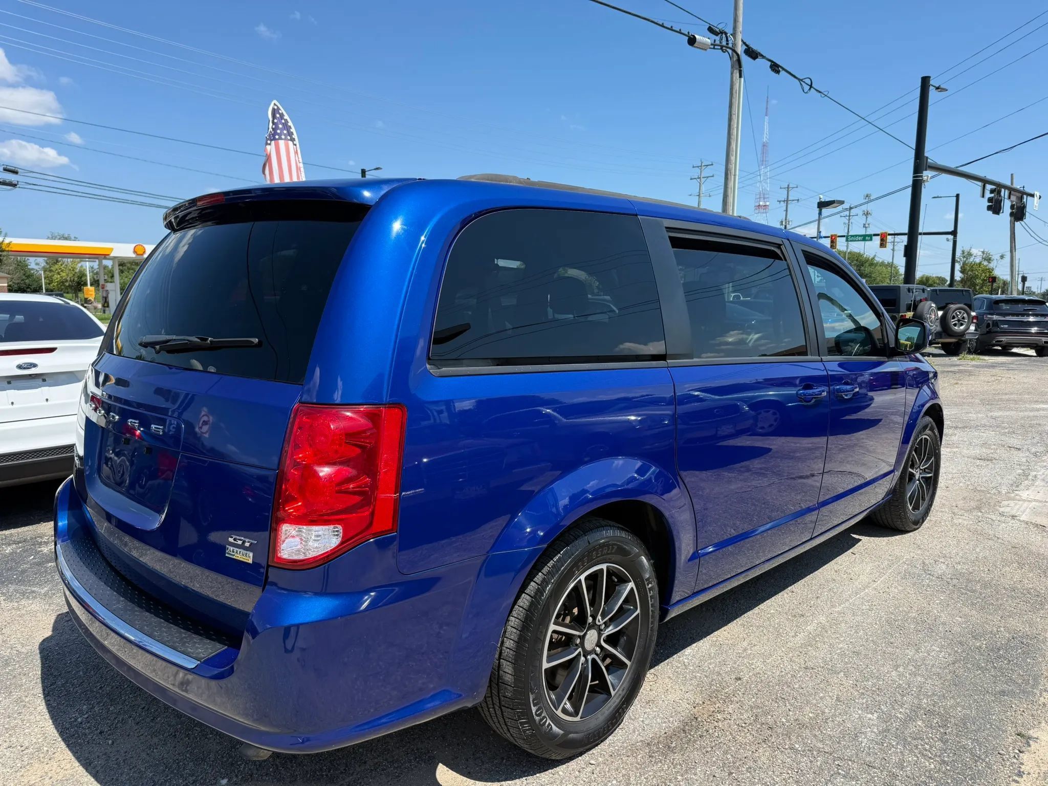 Used 2019 Dodge Grand Caravan GT FWD image 6