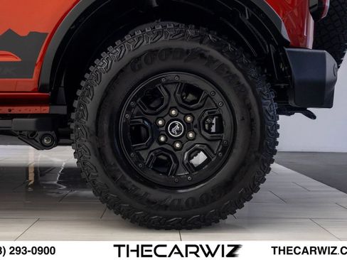 Used 2023 Ford Bronco Wildtrak AWD/4WD image 19