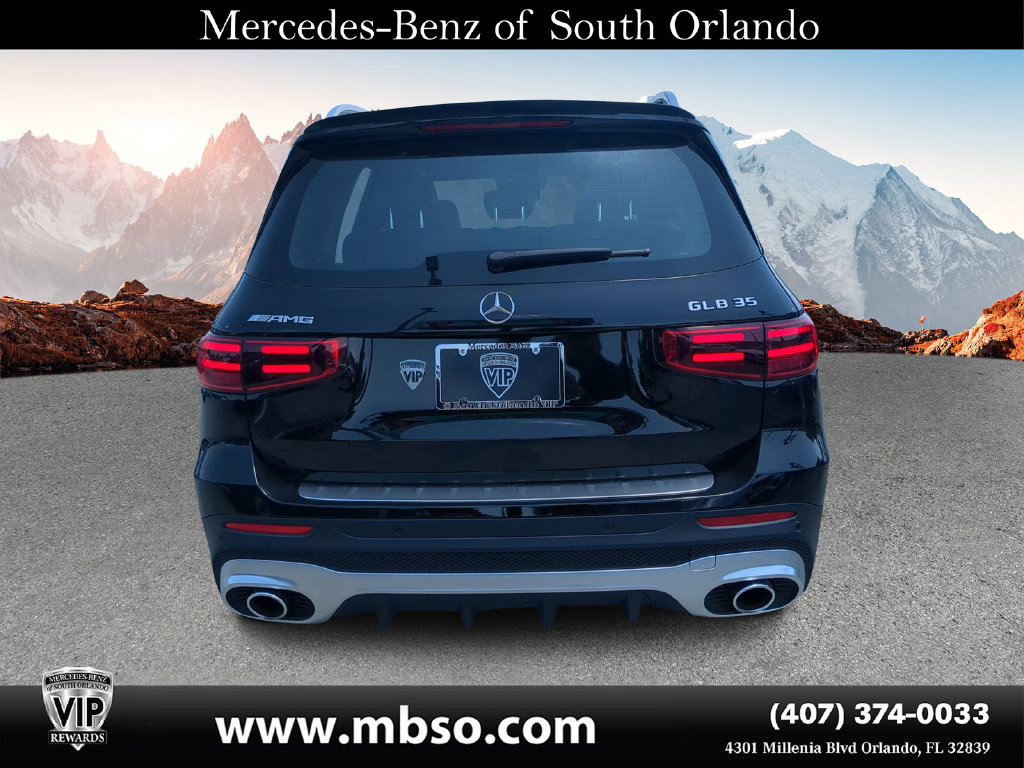 Used 2024 Mercedes-Benz GLB 35 AMG 4MATIC image 3