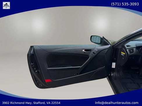 Used 2012 Hyundai Genesis 2.0T RWD image 22