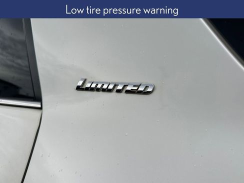 Used 2016 Toyota 4Runner Limited image 11