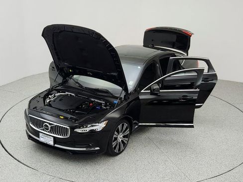 Certified 2023 Volvo S90 B6 Plus w/ Protection Package Premier image 39