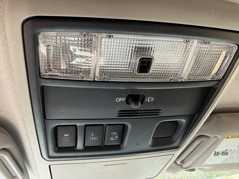 Used 2016 Toyota 4Runner SR5 image 13