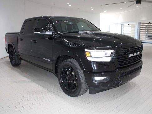 Used 2022 RAM 1500 Laramie w/ Sport Appearance Package image 7