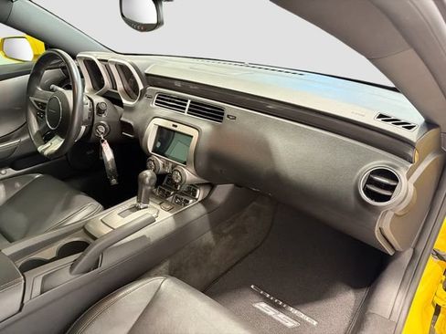 Used 2010 Chevrolet Camaro SS w/ LPO, Ground Effects Package RWD image 21