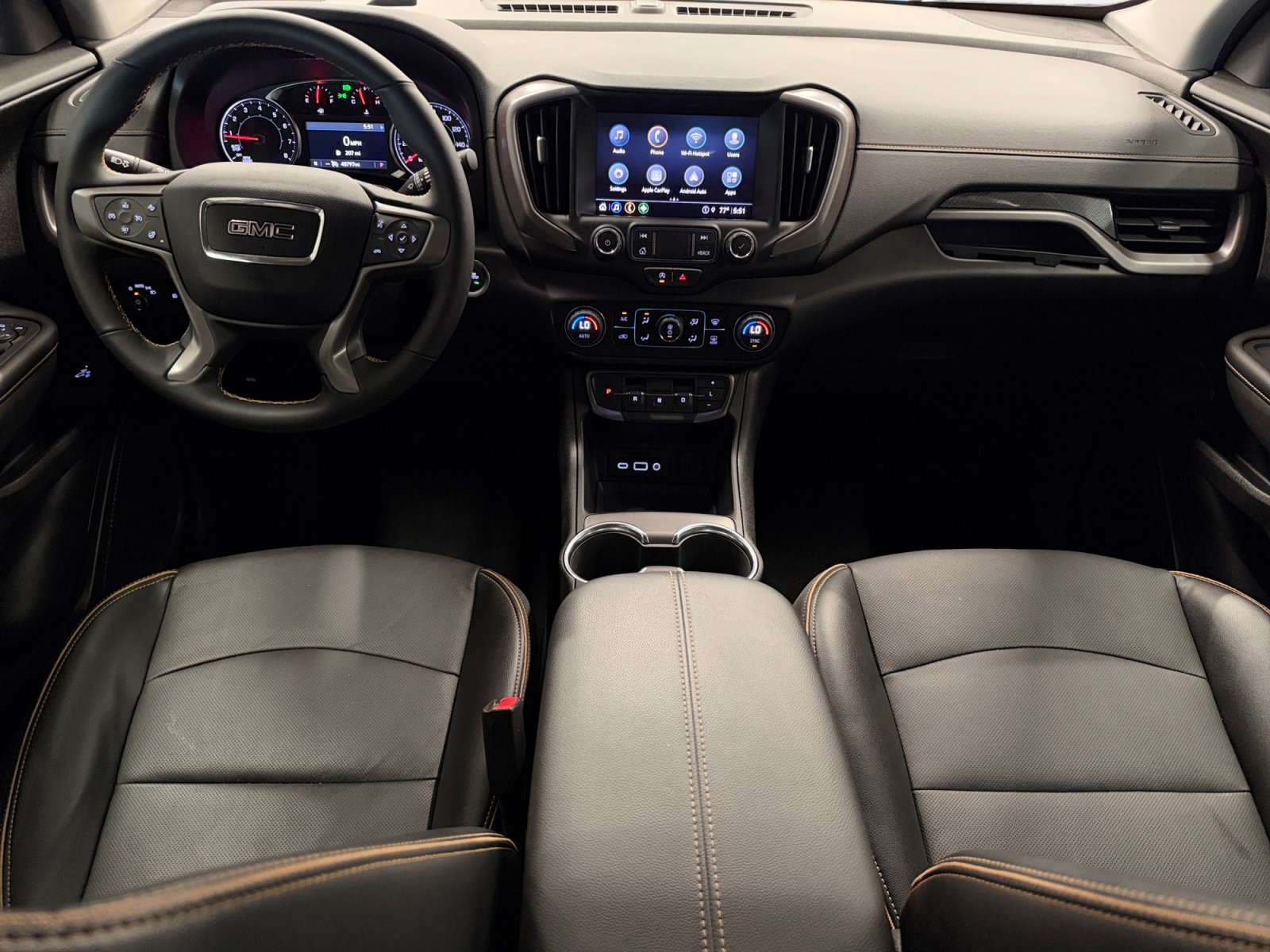 Used 2024 GMC Terrain AT4 AWD/4WD image 3