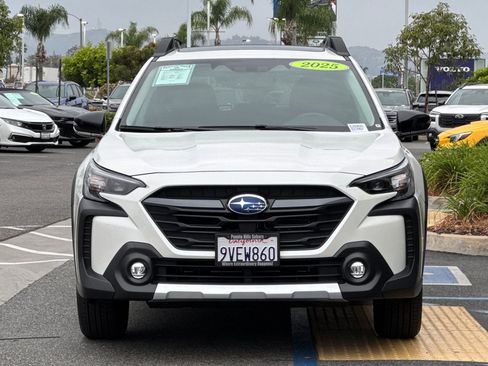 Certified 2025 Subaru Outback Limited image 11