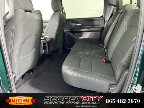 New 2026 RAM 1500 Express AWD/4WD image 30