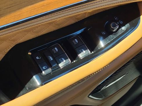 Used 2024 Jeep Grand Cherokee L Summit image 33