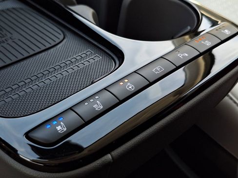 Certified 2026 Hyundai Ioniq 5 Limited image 25