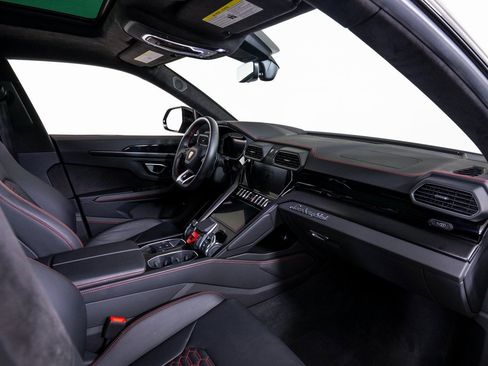 Used 2024 Lamborghini Urus S image 19