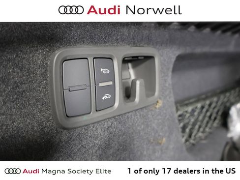 Certified 2025 Audi RS Q8 performance AWD/4WD image 19