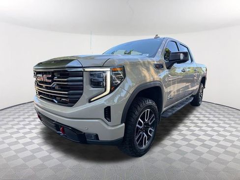 Used 2022 GMC Sierra 1500 AT4 w/ AT4 Premium Package AWD/4WD image 1