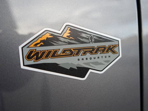 Used 2023 Ford Bronco Wildtrak AWD/4WD image 25