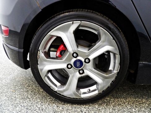 Used 2016 Ford Fiesta ST w/ ST Recaro Package FWD image 18