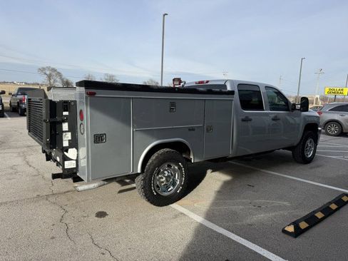 Used 2014 Chevrolet Silverado 2500 W/T RWD image 2
