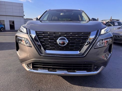 Used 2021 Nissan Rogue Platinum FWD image 8