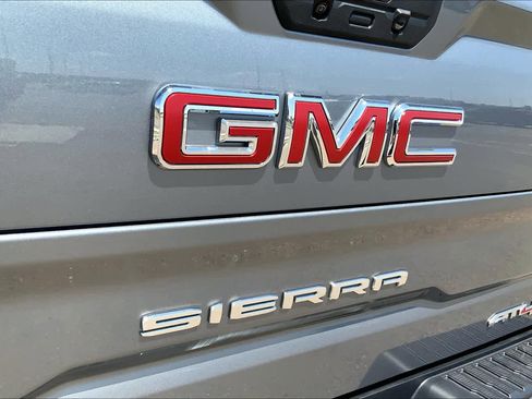 Used 2019 GMC Sierra 1500 AT4 w/ AT4 Premium Package AWD/4WD image 31