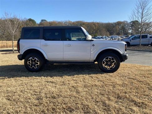 Certified 2023 Ford Bronco Outer Banks image 2