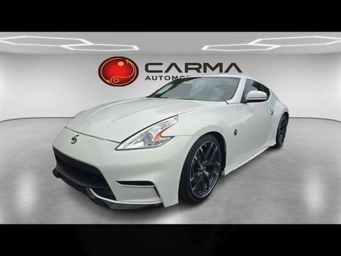 Used 2016 Nissan 370Z NISMO image 1