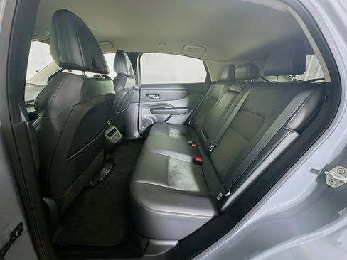 Used 2025 Nissan Ariya FWD image 29