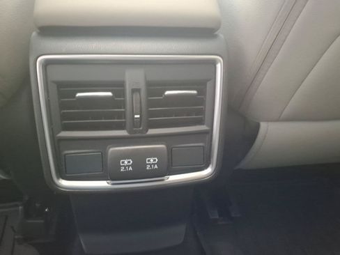 Used 2019 Subaru Forester Premium AWD/4WD image 15
