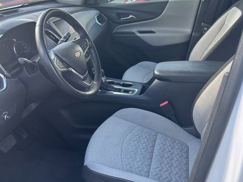 Used 2024 Chevrolet Equinox LT image 4