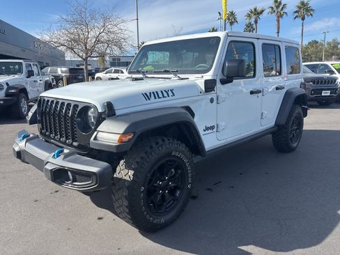 Used 2023 Jeep Wrangler Unlimited image 1