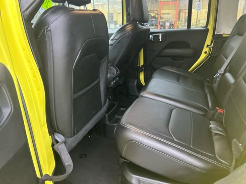 Used 2023 Jeep Wrangler Sahara w/ Cold Weather Group image 36