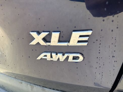 Used 2024 Toyota RAV4 XLE image 12