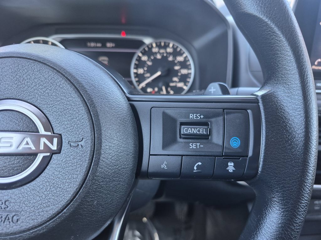 Used 2024 Nissan Rogue SV AWD/4WD image 20