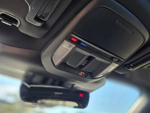 Used 2024 RAM 2500 Big Horn image 30