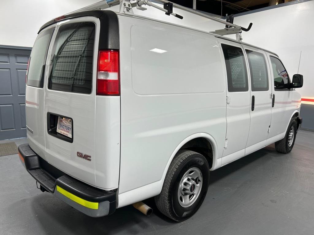 Used 2020 GMC Savana 2500 w/ Driver Convenience Package RWD image 3