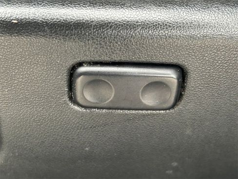 Used 2021 Toyota Tacoma SR5 image 24