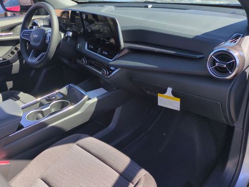 New 2026 Chevrolet Equinox LT image 28