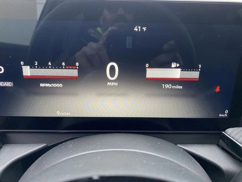 New 2026 Nissan Kicks SR w/ Cold Weather Package image 16