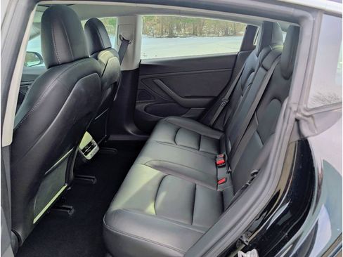 Used 2018 Tesla Model 3 Mid Range image 16