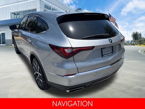 Used 2023 Acura MDX SH-AWD w/ Technology Package image 16