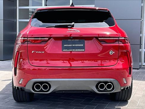 Certified 2022 Jaguar F-PACE SVR AWD/4WD image 4
