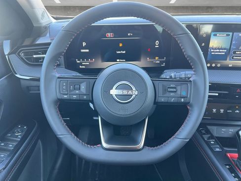 New 2026 Nissan Kicks SR image 21