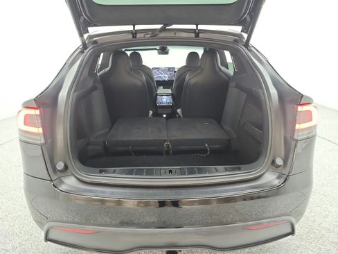 Used 2023 Tesla Model X AWD/4WD image 18